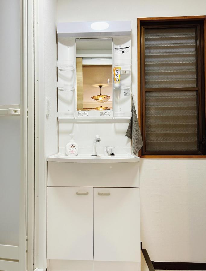 Tokyo Louis House In Ueno Area Close To Jr Yamanote Line & Metro Ginza Line Walk To Ueno Park And Ameyoko المظهر الخارجي الصورة